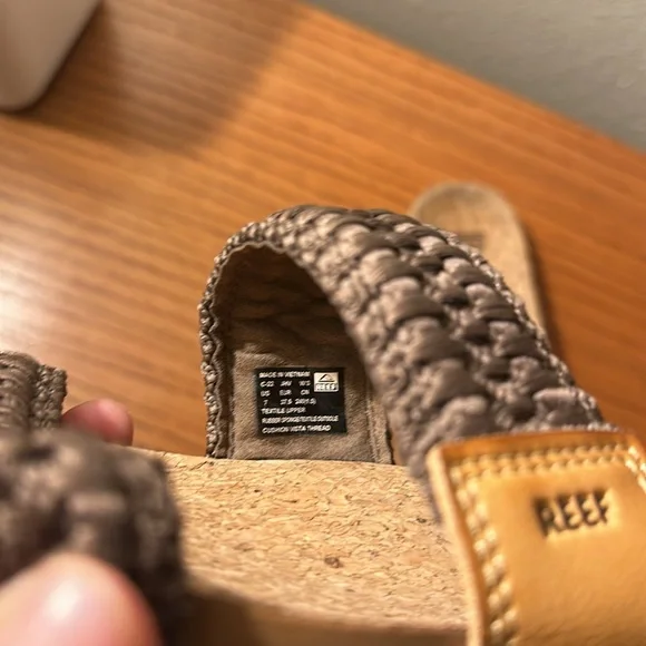Reef Brown Woven Sandals - Picture 4 of 4